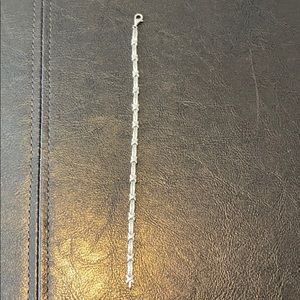 Silver bracelet with diamond chips